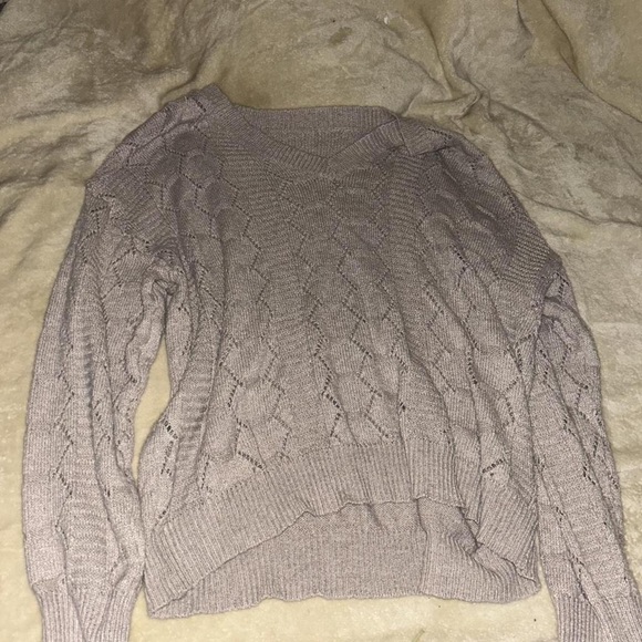 Sweaters - Elegant Cable Knit Sweater - Cream